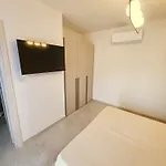 住宿加早餐酒店 Giulia 阿兰奇湾城